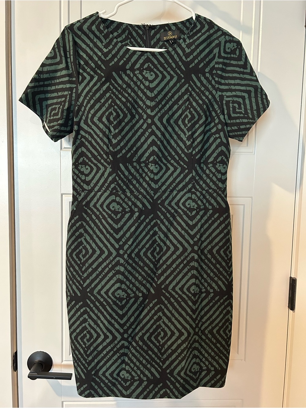 *Tailored* Diyanu Dress - Sabella (Malachite Diamond Adire) 👗